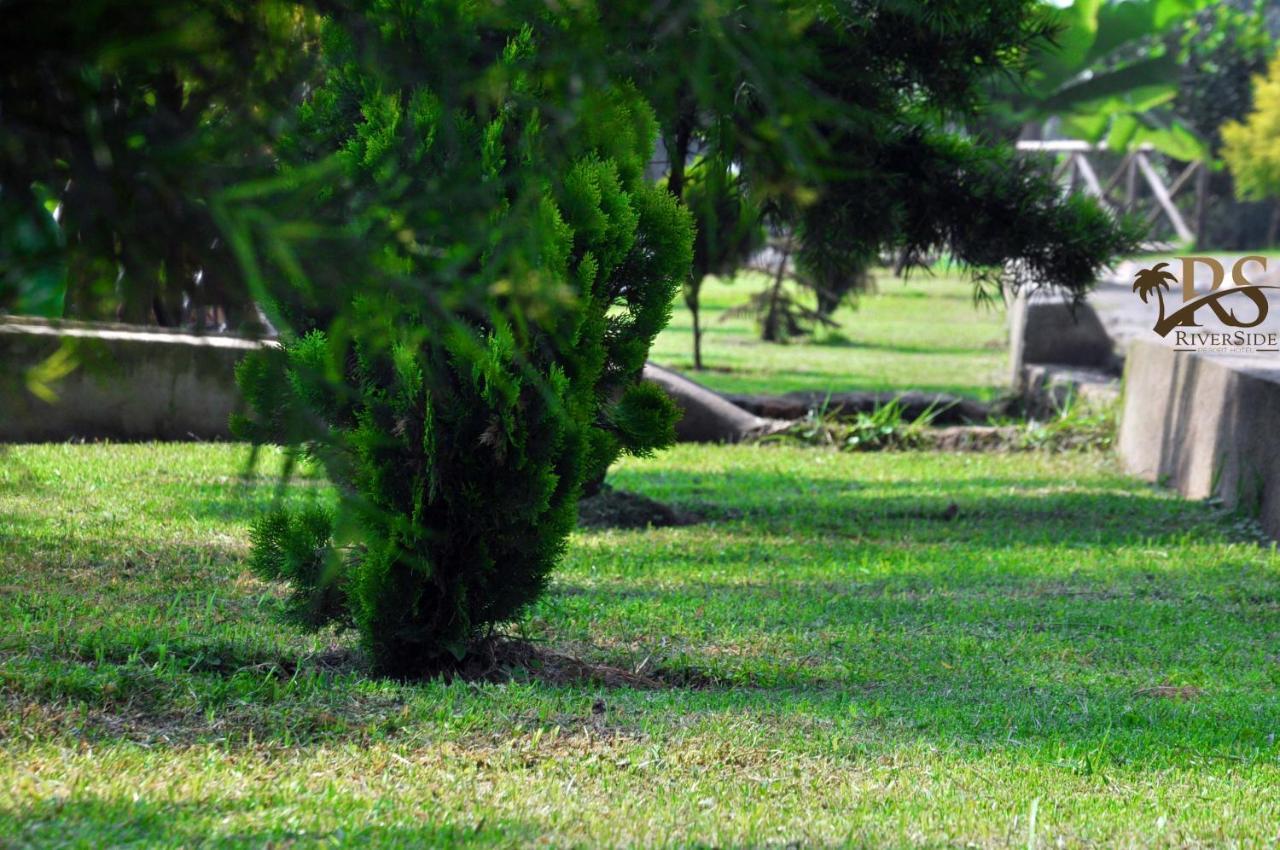 Riverside Resort Hotel Kabale Bagian luar foto
