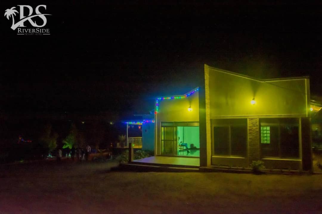 Riverside Resort Hotel Kabale Bagian luar foto
